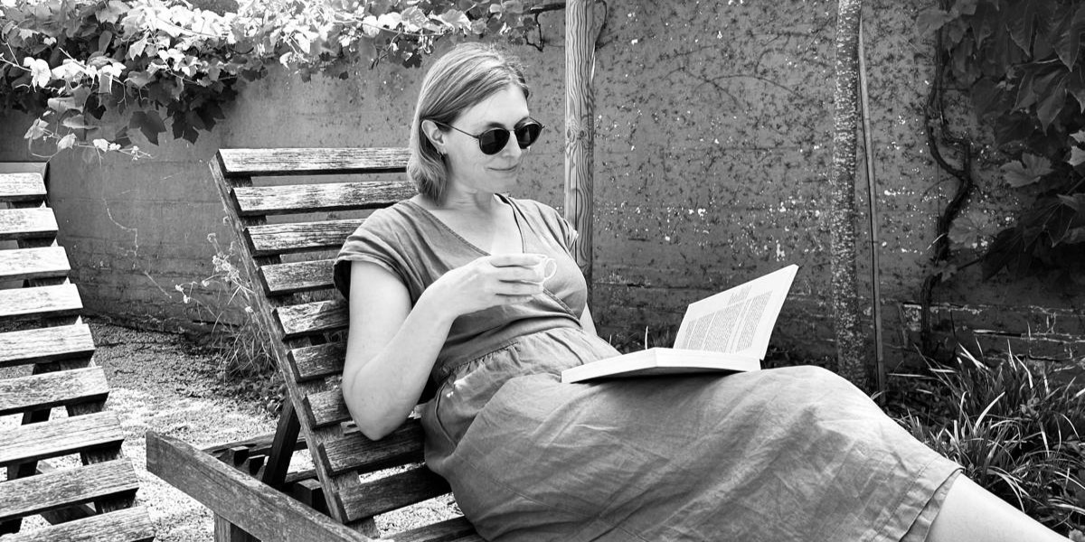 De zomer is er. Zon, terrasjes, barbecues… En toch zit je als ondernemer vaak nog met je hoofd bij je mailbox. Herkenbaar?