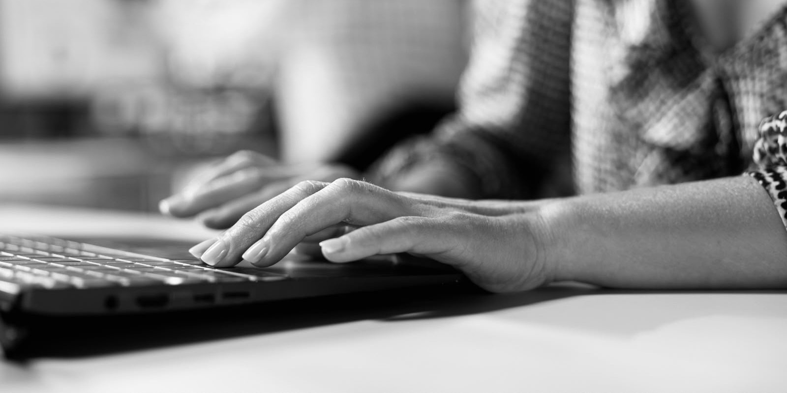 Digitaliseren in administratie helpt je slimmer werken, maar vervangt niet alles. Ontdek waarom menselijk inzicht belangrijk blijft.